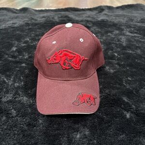 Maroon Embroidered Men's Arkansas razorbacks hat